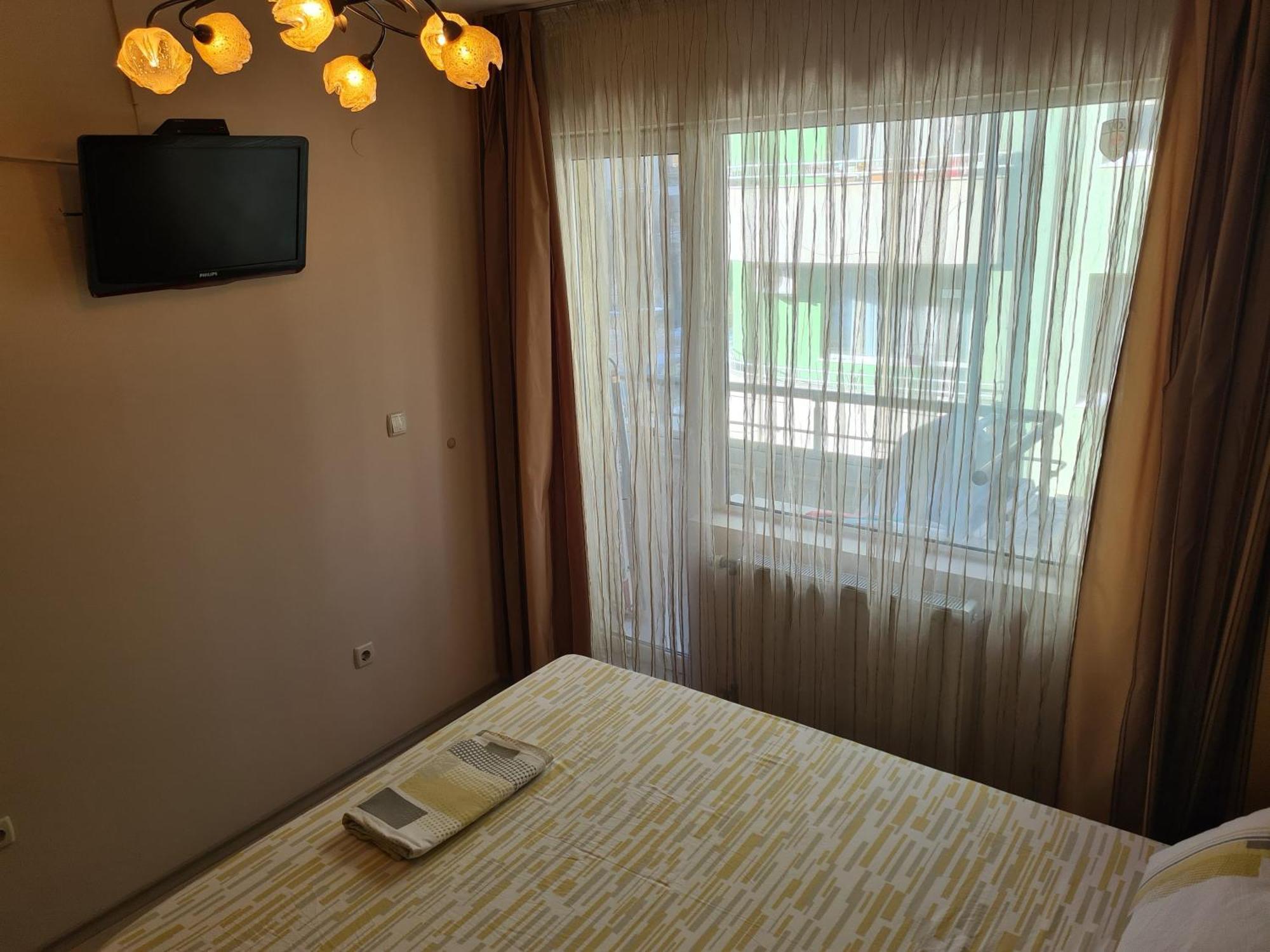 Spacious 2 Bedroom