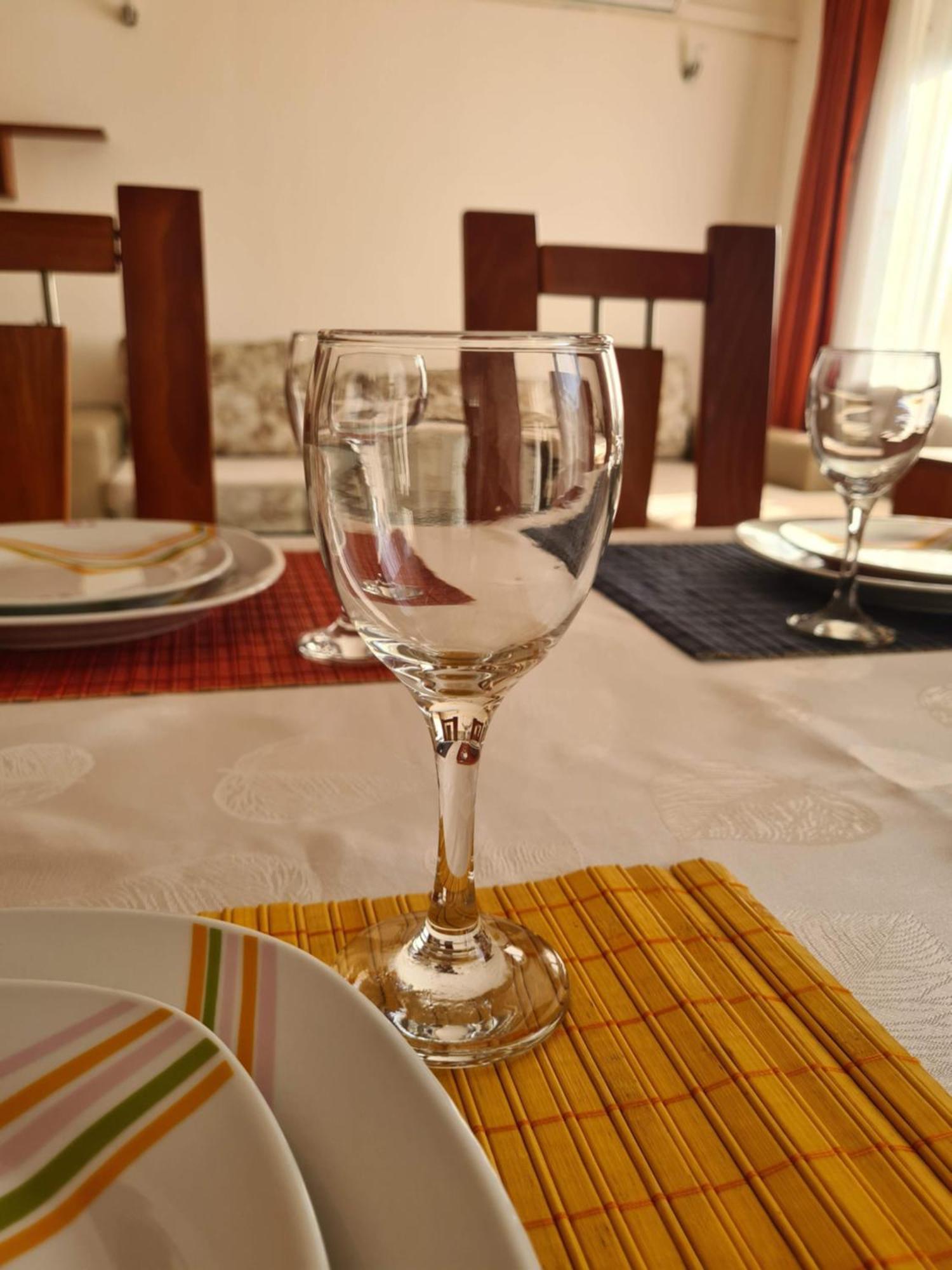 Spacious 2 Bedroom Apartament *
